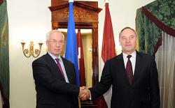 Азаров